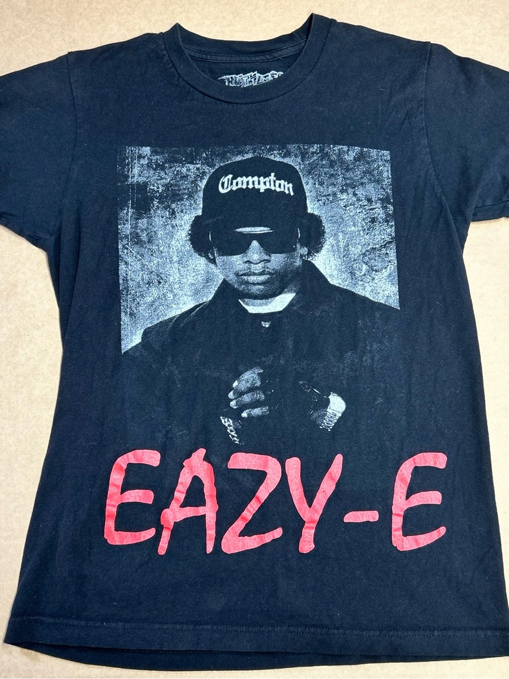 Eazy-E Women’s Small Graphic Black Short Sleeve Tee